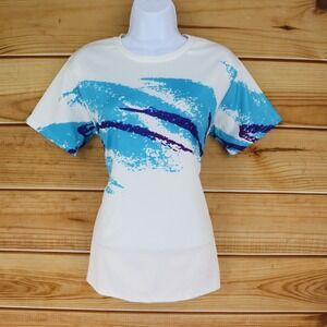 Activewear T-Shirt Graphic Print‎ Womens Size L White Blue Short Sleeve Aideaone